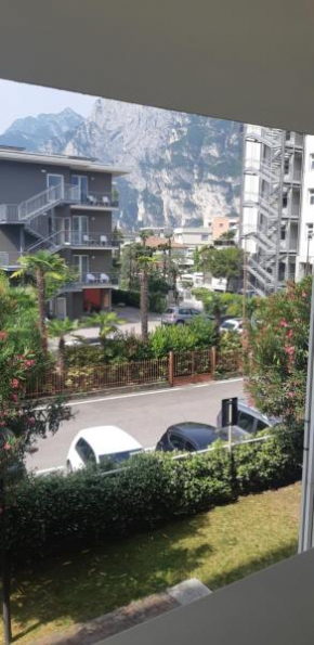 Easy Gardalake Riva Del Garda